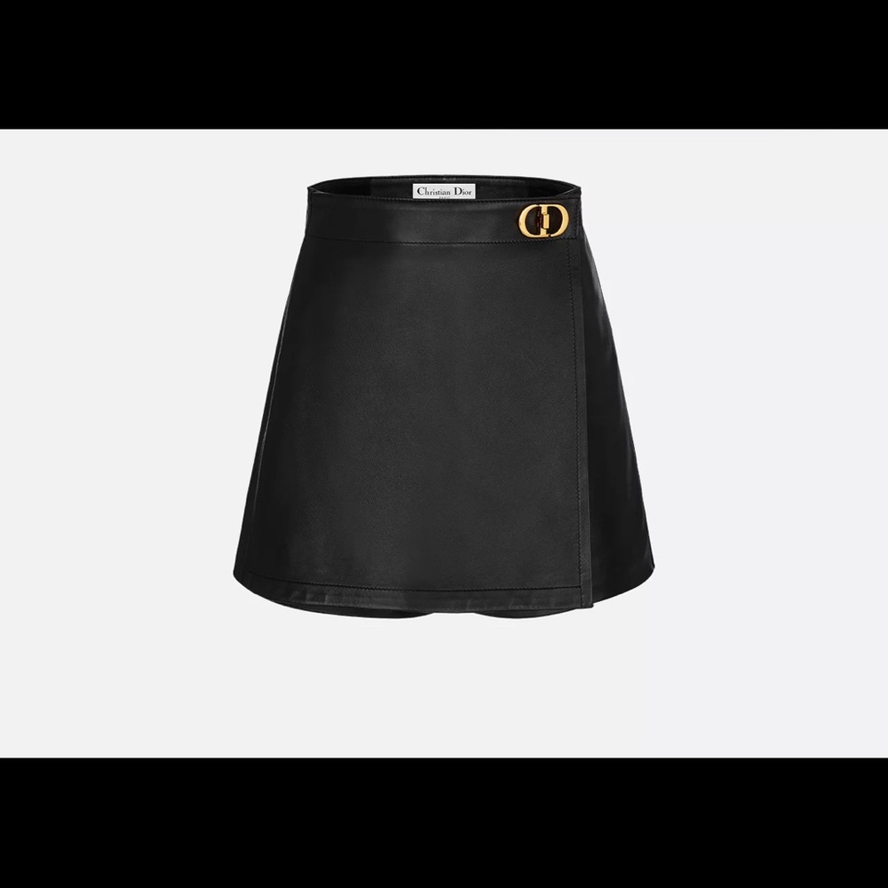Christian Dior short with skirt